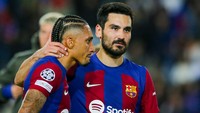 Blaugrana tersingkir dari perempatfinal Liga Champions dengan agregat 4-6. Foto: Anadolu via Getty Images/Anadolu