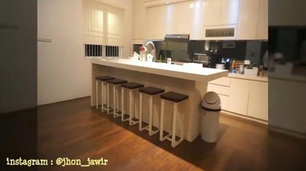 Rumah Cindy Fatika Sari dan Tengku Firmansyah