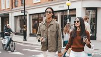 Pamer Pacar Baru, Sean Gelael Romantis Ngopi Bareng Hana Malasan