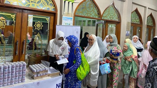 Aksi Berbagi untuk 700 Masjid di Indonesia