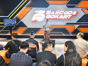 Ketum IMI Resmikan Sirkuit Gokart Electric di MOI Kelapa Gading Ketum IMI Resmikan Sirkuit Gokart Electric di MOI Kelapa Gading