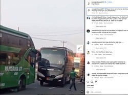 Heboh Bus PO Pandawa 87 Lawan Arus Dipukul Mundur Bus Kopassus