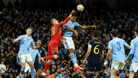 Skor 1-1 itu bertahan selama 120 menit pertandingan hingga adu penalti harus dilakukan.  REUTERS/Molly Darlington