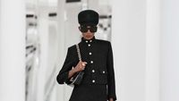 10 Koleksi Terbaru Celine Fall/Winter 2024, Busana Bergaya Era 60-an