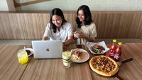 Makan di Restoran Pizza Ini Kini Lebih Praktis dan Hemat