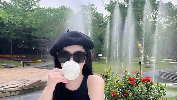 Cantiknya Mutiara Septialzi, Adik Rizky Irmansyah yang Hobi Nongkrong Seru