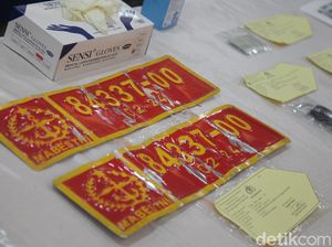 Masih Aja Warga Sipil Pakai Atribut Ala Kendaraan Dinas TNI, Biar Apa? Masih Aja Warga Sipil Pakai Atribut Ala Kendaraan Dinas TNI, Biar Apa?