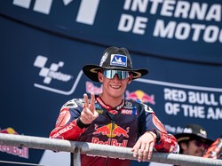 Acosta yang Tampil Menggila Bakal Geser Miller? Ini Kata Bos KTM