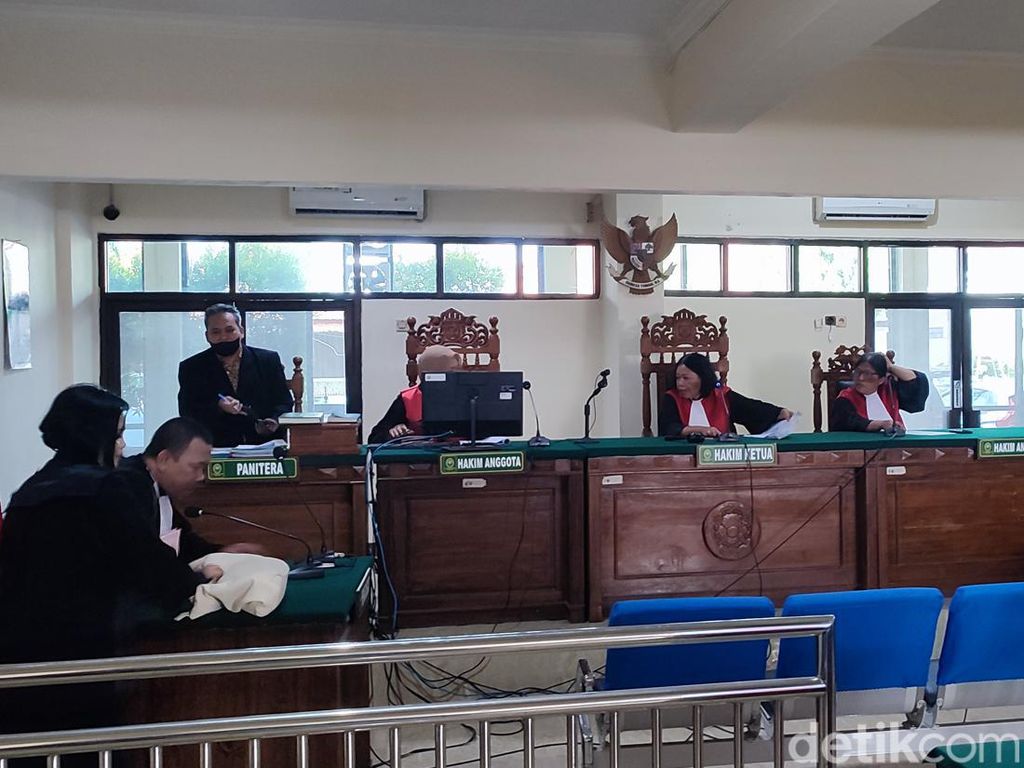 Anwar Kiai Gadungan Pemerkosa Santriwati Semarang Divonis 15 Tahun Bui