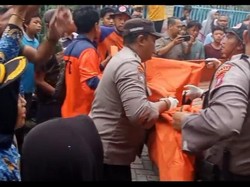 Respons Cepat SAR Polres Lamongan dan BPBD Temukan Korban Tewas Tenggelam