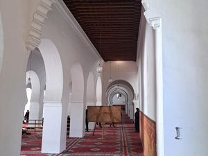 Jejak Peradaban Islam di Kampus Tertua Dunia yang Ada di Maroko Jejak Peradaban Islam di Kampus Tertua Dunia yang Ada di Maroko