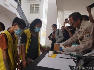 11 Orang yang Diamankan dari Jalan Kunti Dites Urine, Begini Hasilnya 11 Orang yang Diamankan dari Jalan Kunti Dites Urine, Begini Hasilnya