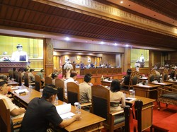 10 Anggota DPRD Badung Absen Paripurna, Giri Prasta: Malu Digaji Banyak