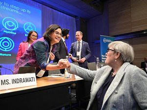 Sri Mulyani Duet dengan Menkeu Belanda Pimpin Rapat Bendahara Negara Sedunia