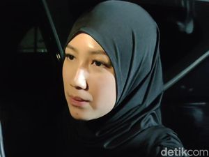 Tamara Tyasmara Ikut Berduka atas Kepergian Eks Mertua, Ibunda Angger Dimas Tamara Tyasmara Ikut Berduka atas Kepergian Eks Mertua, Ibunda Angger Dimas
