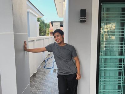 6 Potret Rumah Baru Jirayut di Thailand, Baru Digelar Syukuran