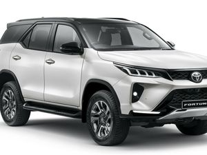 Kapan Toyota Fortuner Hybrid Dijual di Indonesia? Kapan Toyota Fortuner Hybrid Dijual di Indonesia?