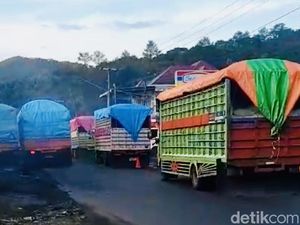 Jalan Poros Maros-Bone di Kappang Macet Lagi gegara Sopir Truk Membandel