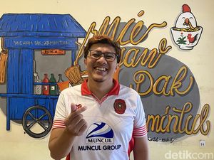 Local Pride! Mie Ayam Pak Sarmintul Jadi Sponsor Persiba Bantul, Ini Ceritanya