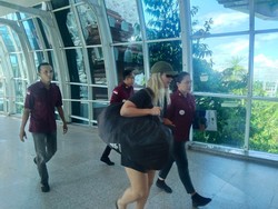 Uang Habis-Overstay Saat Liburan di Bali dan Lombok, WN Kanada Dideportasi