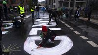 Jalanan Berlin Dimural Sebagai Bentuk Protes Perubahan Iklim