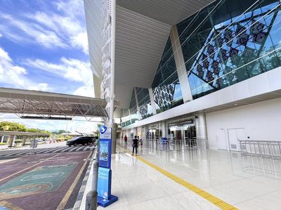 Bandara Sam Ratulangi Ditutup Imbas Erupsi Gunung Ruang