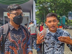 Semangat Asep dan Faza Berburu Lowongan Kerja Usai Lebaran