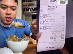 Food Vlogger Makan Bakso di Restoran Tanboy Kun, Ada Harga Kuah