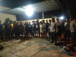 Hadang dan Lempari Truk dengan Batu, Gerombolan Anak Punk di Blora Diamankan