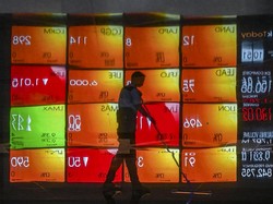 Seharian Merah, IHSG Ditutup Pada Level 7.243