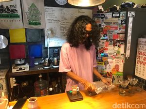 1956, Kedai Kopi Eksentrik di Kampung Batik Laweyan Solo