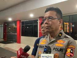 RS Polri Rampung Cocokkan Identitas 7 Jasad Korban Kebakaran Toko di Mampang