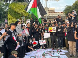 Aksi di Depan Kedubes AS, Koalisi Musisi untuk Gaza Serukan 3 Hal Ini