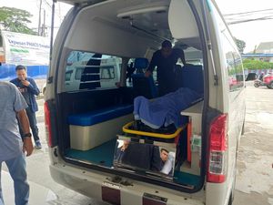 Identitas Korban Tewas dalam Kecelakaan Truk Vs Motor di Palembang