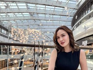 Shandy Aulia Liburan ke Dubai, Ngafe sampai Minum Kelapa di Pantai