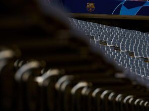 Dikecam! Petugas Keamanan Barcelona Bersikap Kasar ke Suporter PSG Dikecam! Petugas Keamanan Barcelona Bersikap Kasar ke Suporter PSG