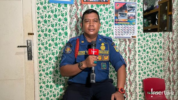 Taufik Hidayat Satgas Pemadam Kebakaran Kuningan Timur