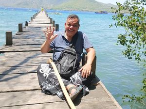 Perjuangan Unang Bagito: Hadapi Sakit Misterius hingga Jadi Perajin Kayu Perjuangan Unang Bagito: Hadapi Sakit Misterius hingga Jadi Perajin Kayu