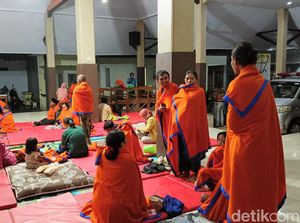 Puluhan Warga Candipuro Lumajang Mengungsi Imbas Banjir Lahar Dingin Semeru