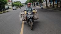 Aksi Nyata Perawatan Mata bagi Komunitas Pemulung