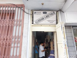 Eksistensi Toko Kopiah Tertua di Cirebon yang Usianya Seabad Lebih