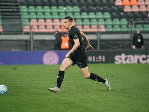Cedera saat Jalani Debut di Serie A, Jay Idzes: Tak Ada yang Serius Cedera saat Jalani Debut di Serie A, Jay Idzes: Tak Ada yang Serius