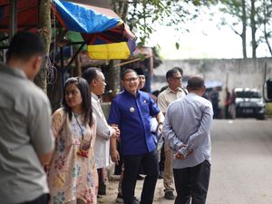 PKL di Stadion Gelora Brantas Akan Direlokasi ke Pasar Induk Among Tani PKL di Stadion Gelora Brantas Akan Direlokasi ke Pasar Induk Among Tani