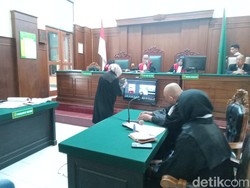 Pria Surabaya Jadi Pesakitan Usai Jadi Kurir Sabu Pamannya di Lapas