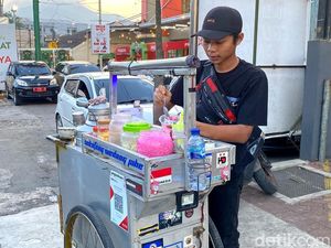 Langkah Awal Mas Efan Rajut Mimpi Jadi Bos Sekoteng