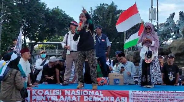 Massa Aksi Bersama Rakyat Berdaulat Terima Putusan MK