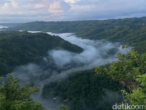 Indahnya... Negeri di Atas Awan Tersembunyi Jogja