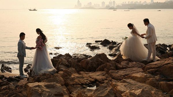 Pantai Ini Jadi Lokasi Prewedding Favorit Warga China