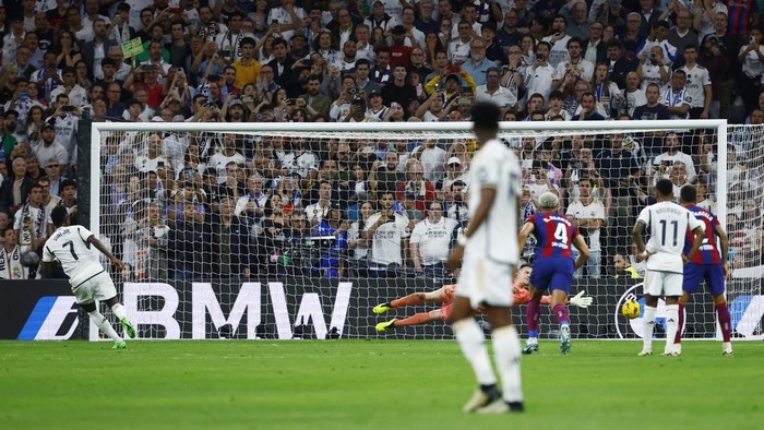 Toni Kroos: Real Madrid Bisa Saja Kalahkan Barcelona 4-0