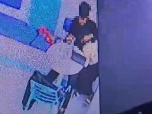 Heboh Sejoli Berbuat Mesum di Kafe Malang, Polisi Sigap Turun Tangan Heboh Sejoli Berbuat Mesum di Kafe Malang, Polisi Sigap Turun Tangan